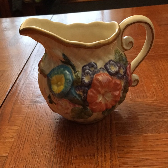 🥨TRADED🥨 Vintage Ceramic Pitcher💐Cottagecore Decor💐 - Picture 3 of 11